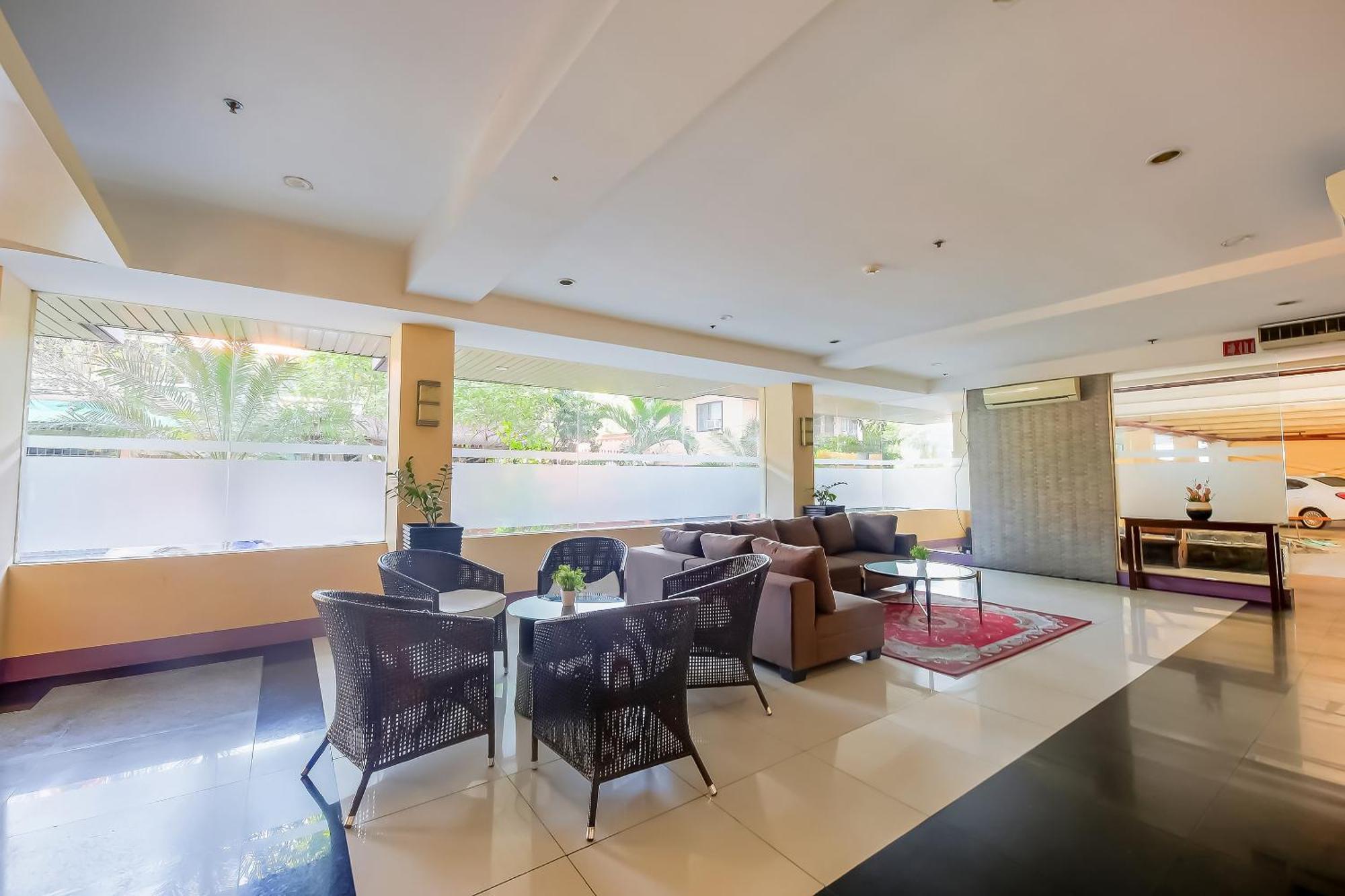 Cote D' Azure Hotel Las Pinas Exterior photo